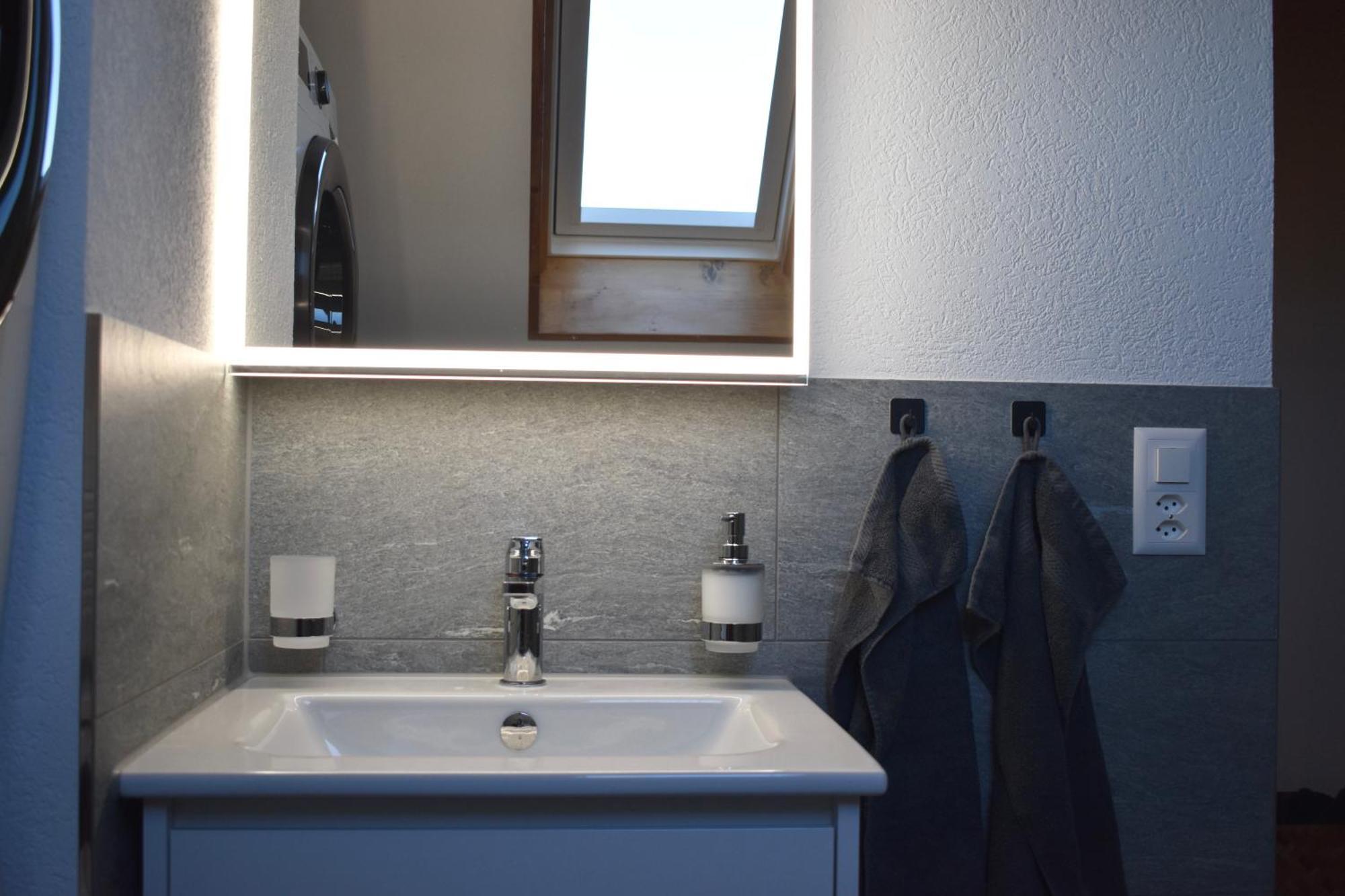 The Building 6 Loft * Spiez